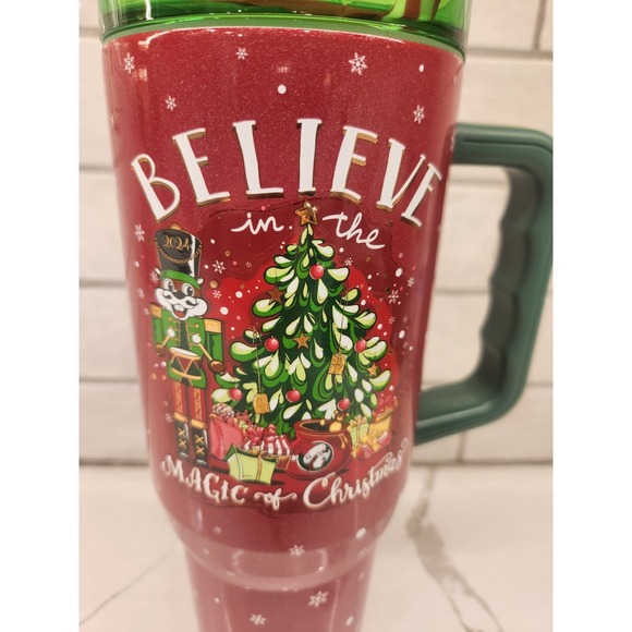 Bucees 2024 Yukon Outfitters 40 oz. Christmas Tumbler With Straw & Green Handle - Picture 3 of 11